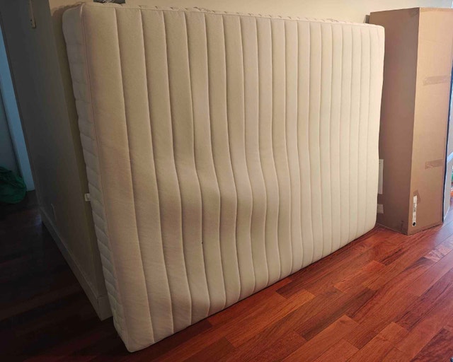 Ikea Queen size VALEVÅG mattress