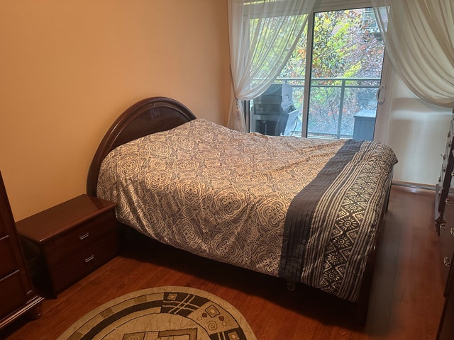 Bedroom set