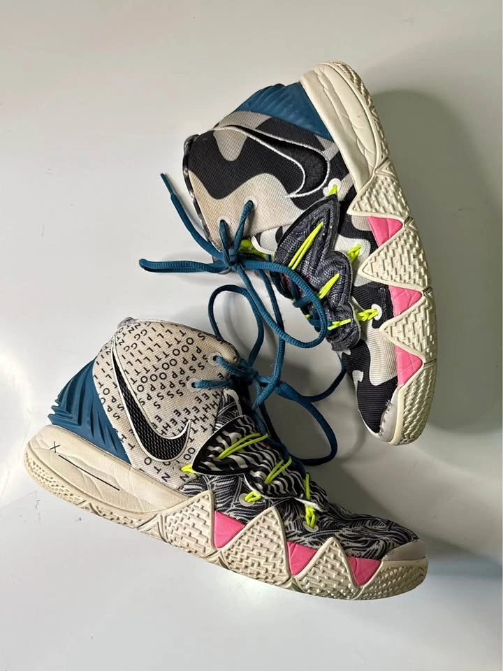 Nike Kyrie Hybrid S2 ‘What the Neon’ Basketball Shoes