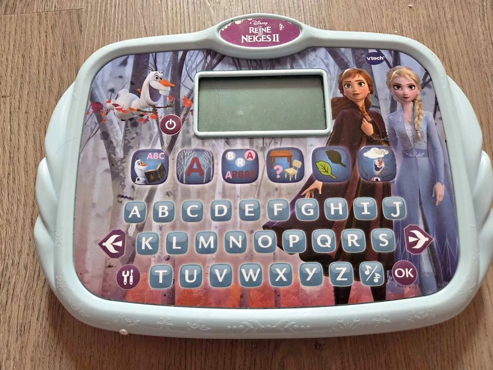 French VTech Disney Frozen 2 Learning Tablet