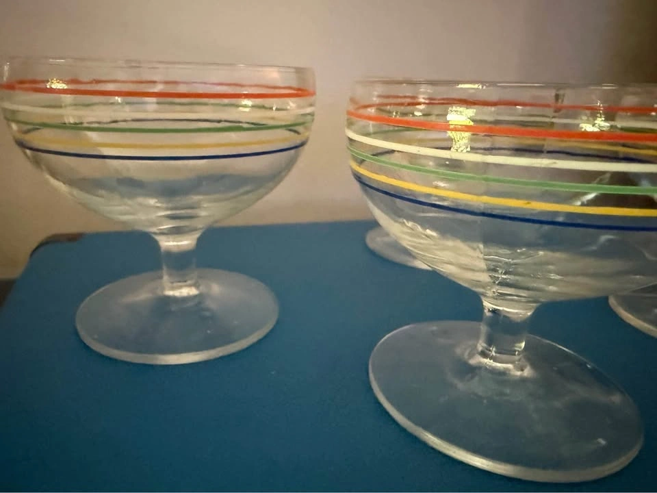 Vintage Anchor Hocking dessert bowls- set of four - photo 4