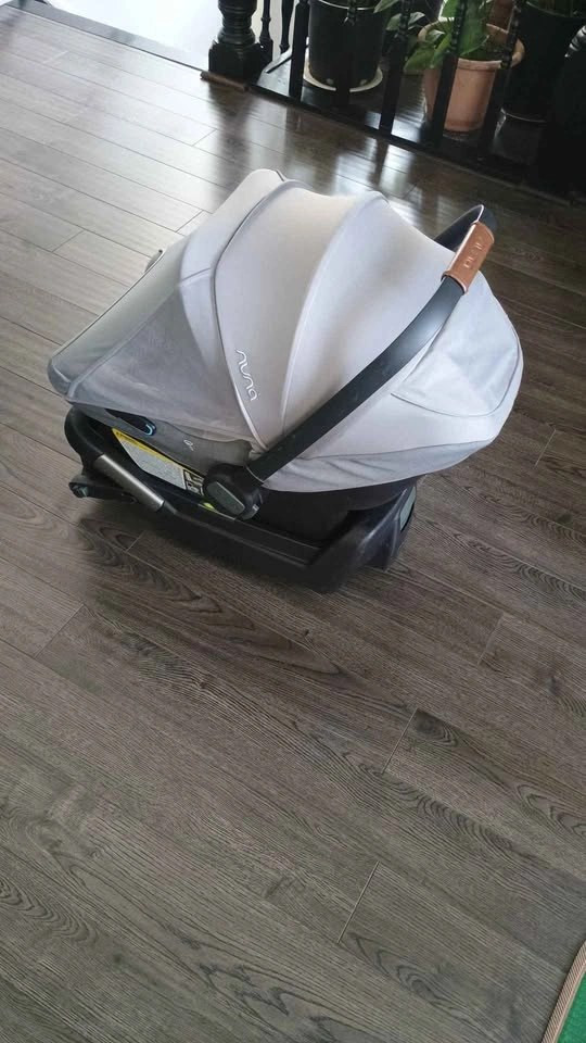 Nuna Car Seat - photo 2