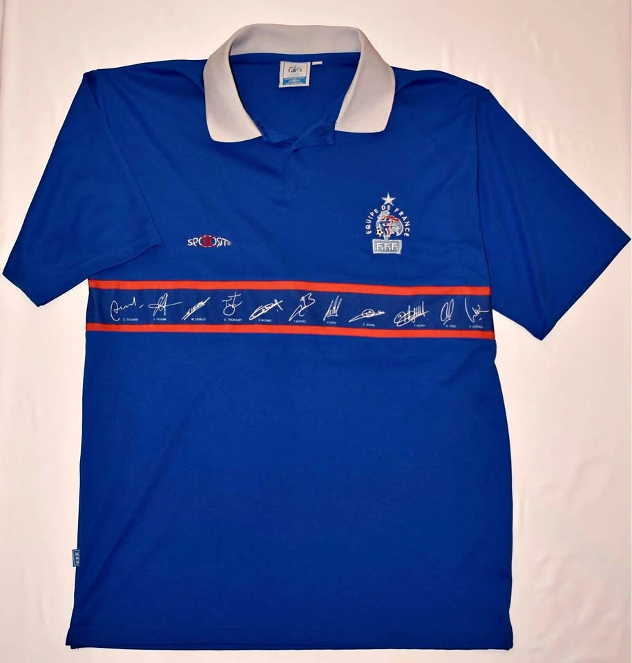 FRANCE ‘SIGNED’ FAN SHIRT SIZE M