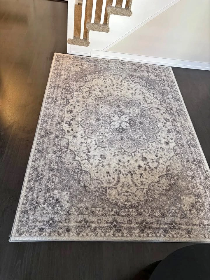 Gray and Cream Distressed Medallion Area Rug