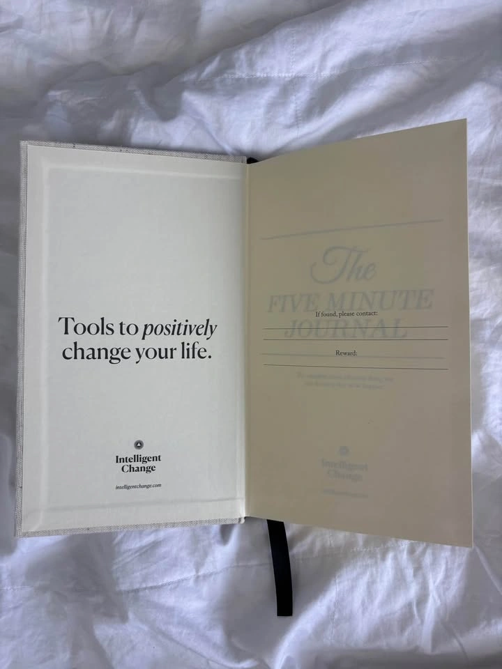 THE FIVE MINUTE JOURNAL - photo 3