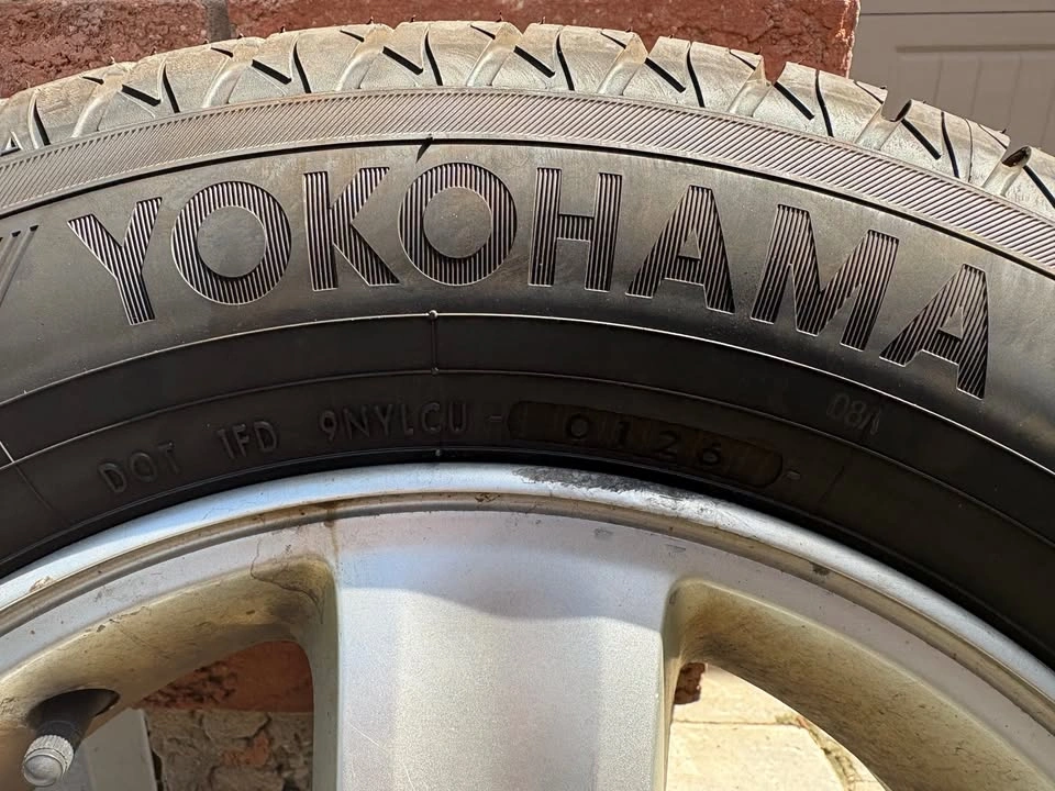 Yokohama Avid Ascend GT Tires - 195/65 R15 (Set of 4) - photo 4