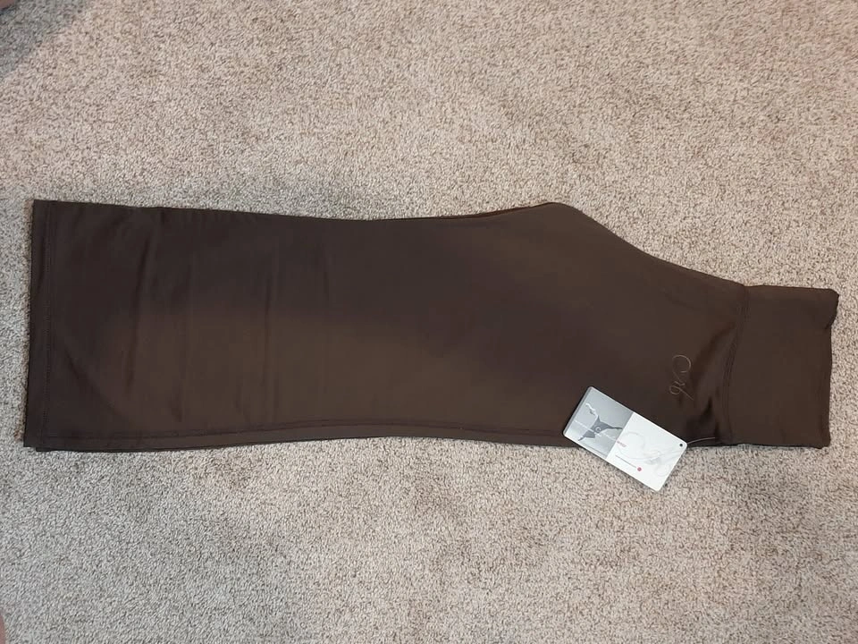 NEW! Ainsliewear Athletic Capris (M) Was $55 - photo 3