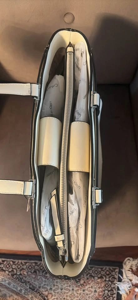 Brand New with tag Calvin Klein Tote Bag - photo 3