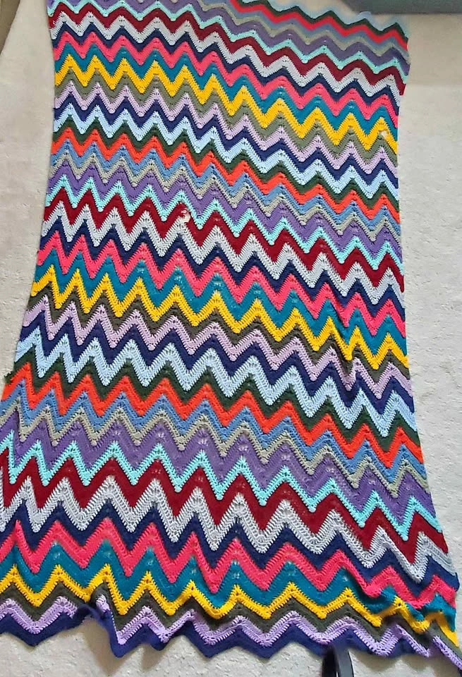 Handmade Crochet Chevron Ripple Blanket