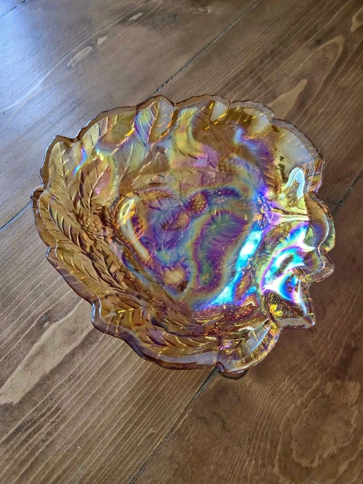Gorgeous Vintage Amber Carnival Glass Candy Dish Bowl