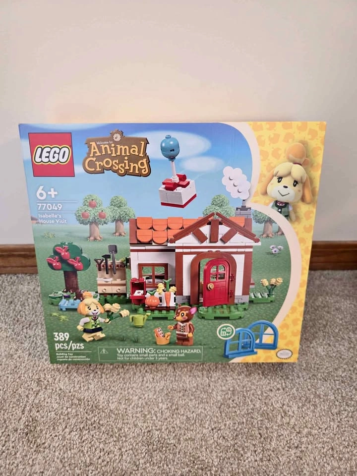 LEGO Animal Crossing Isabelle's House Visit 77049