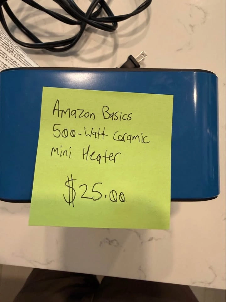 Amazon Basics 500-Watt Ceramic Mini Heater - photo 4