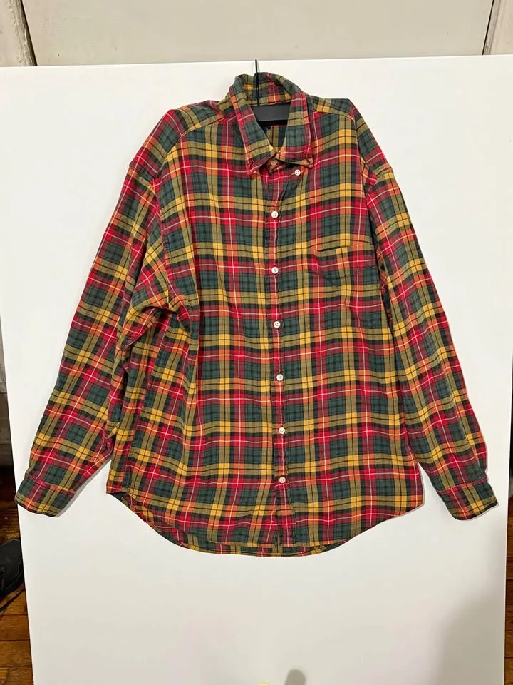 Men's Gap Gingham Flannel Plaid Button-Down Shirt thumbnail