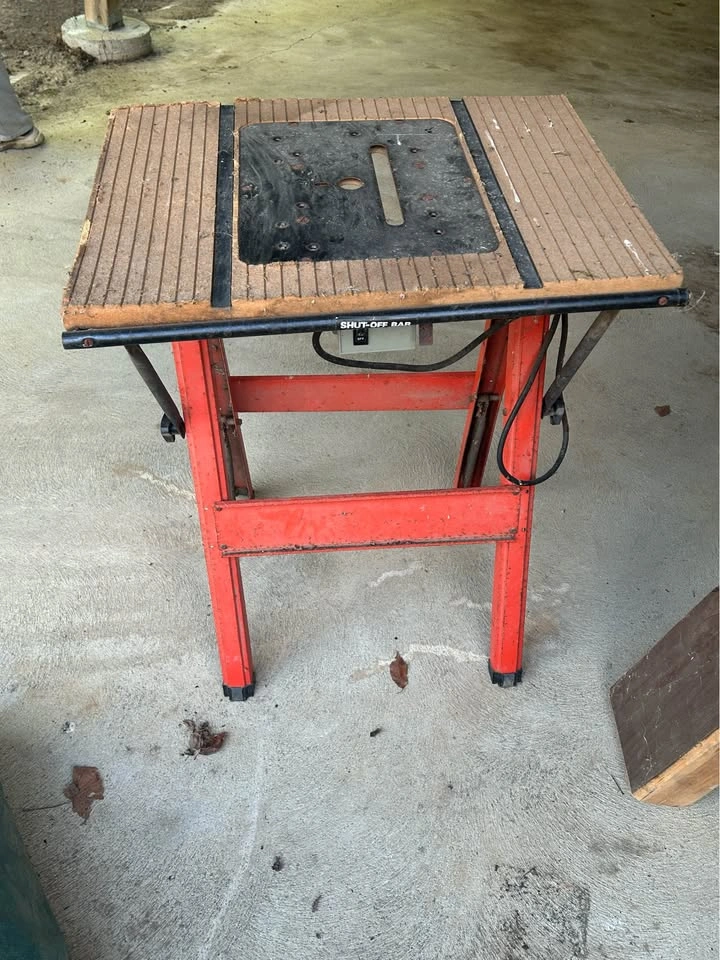 Router Table with Stand - photo 2