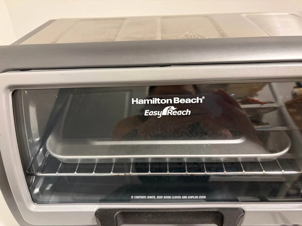 Hamilton Beach Easy Reach Toaster Oven New Condition!! - photo 2
