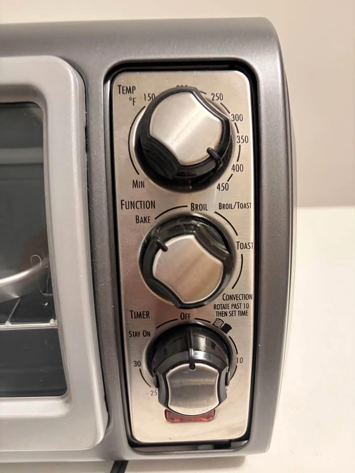 Hamilton Beach Easy Reach Toaster Oven New Condition!! - photo 3