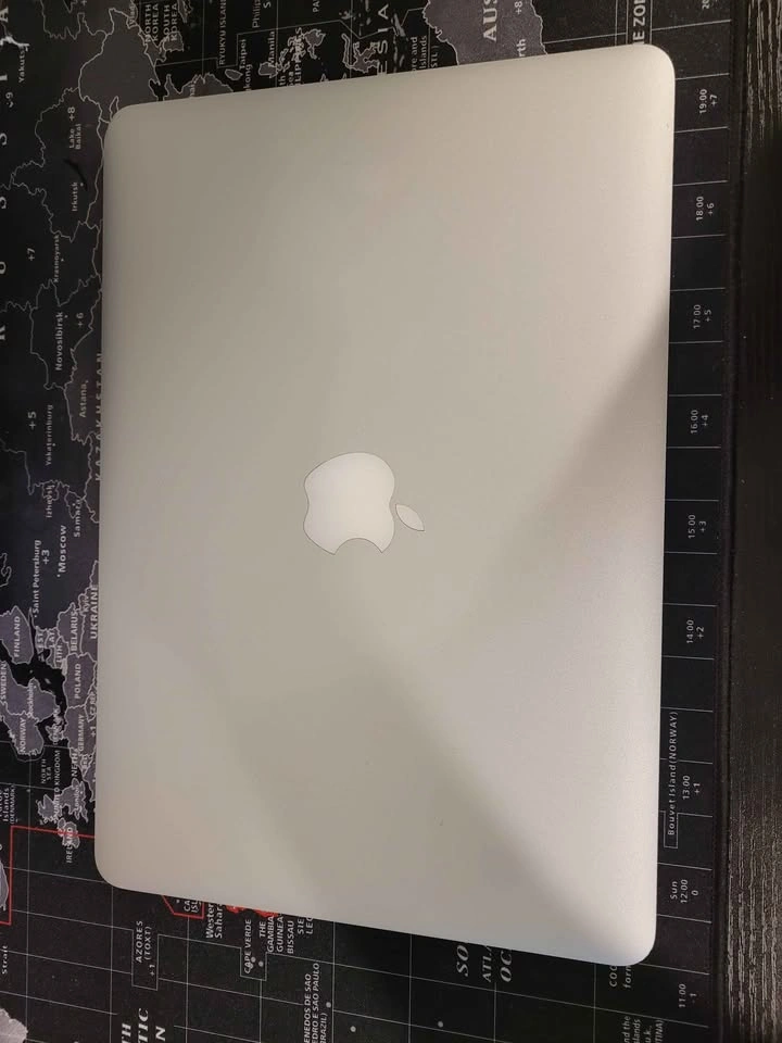 Macbook Pro (2015) Good condition $250 OBO - photo 2