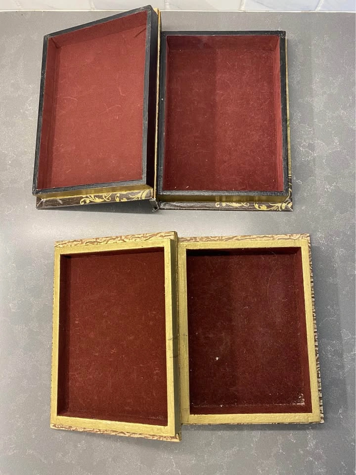 Vintage Style Decorative Book Boxes - photo 5