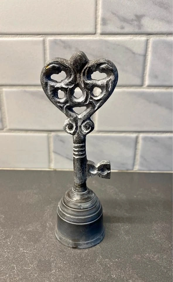 Vintage Style Skeleton Key Candle Snuffer