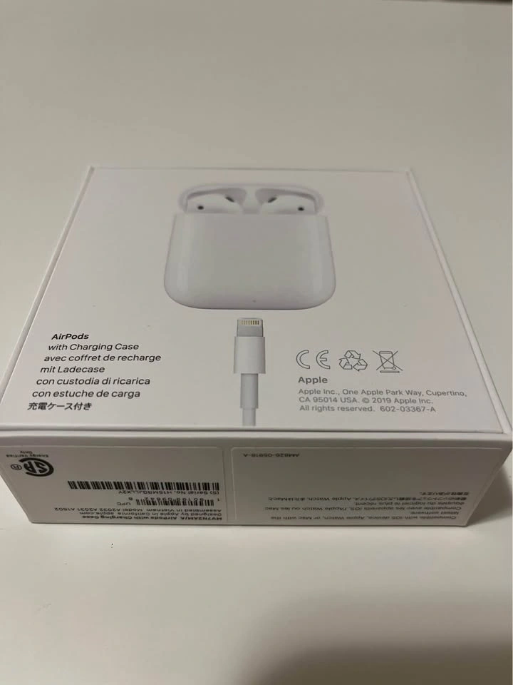 Apple AirPods 2nd Generation - photo 2