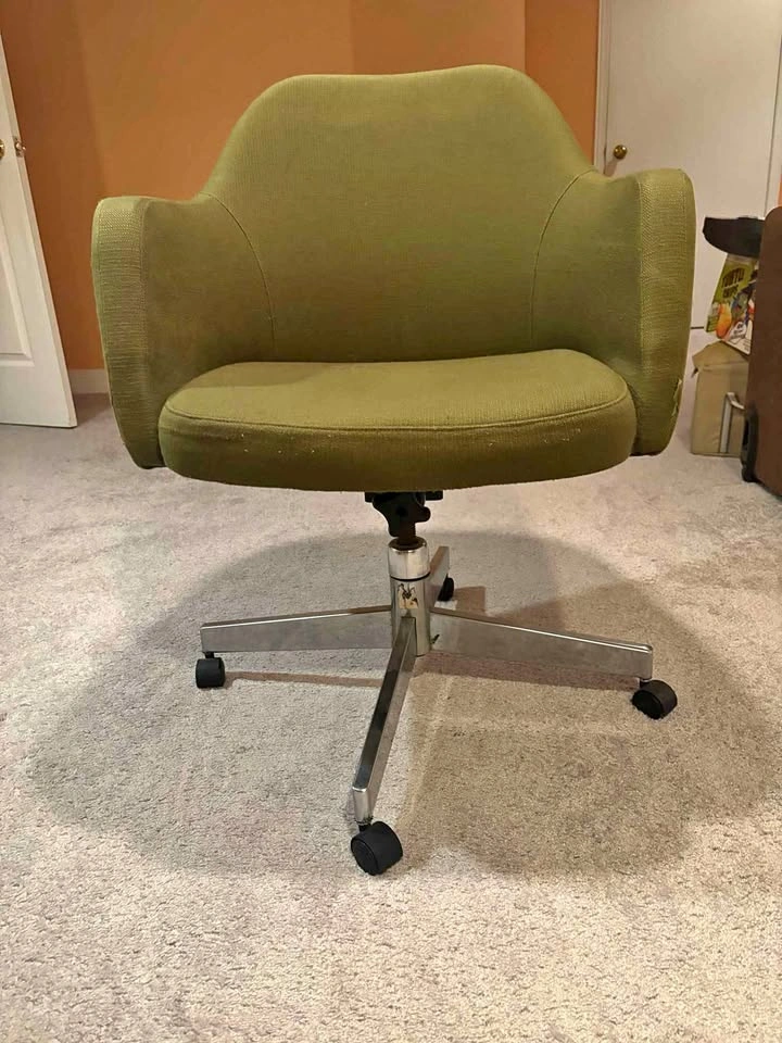 Mid-Century Modern Green Fabric Office Chair