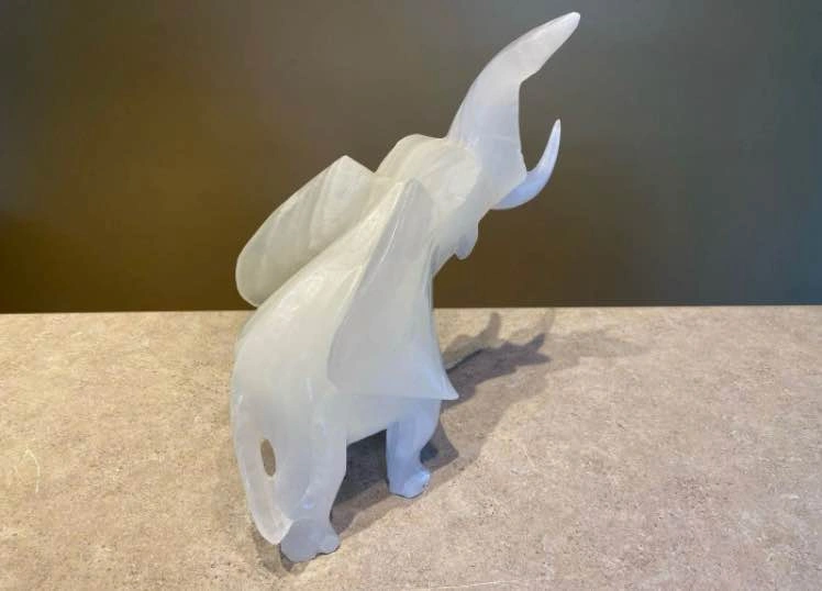 Vintage Hand-Carved White Onyx Elephant Figurine - photo 3