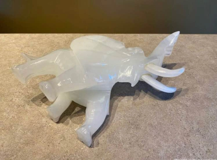 Vintage Hand-Carved White Onyx Elephant Figurine - photo 5