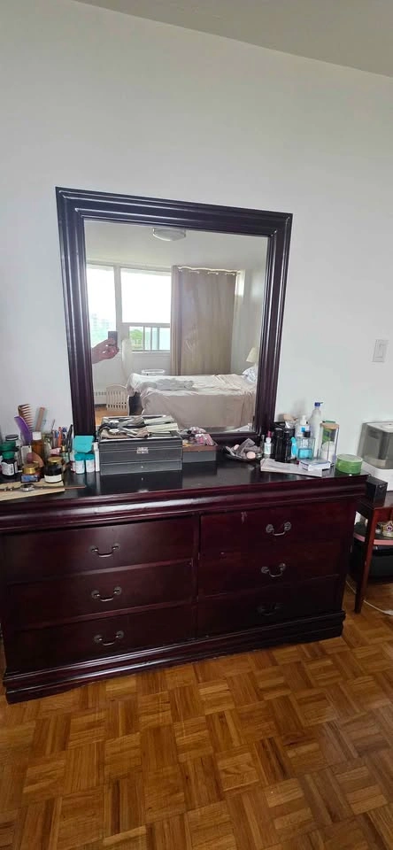 Dresser with mirror - photo 2