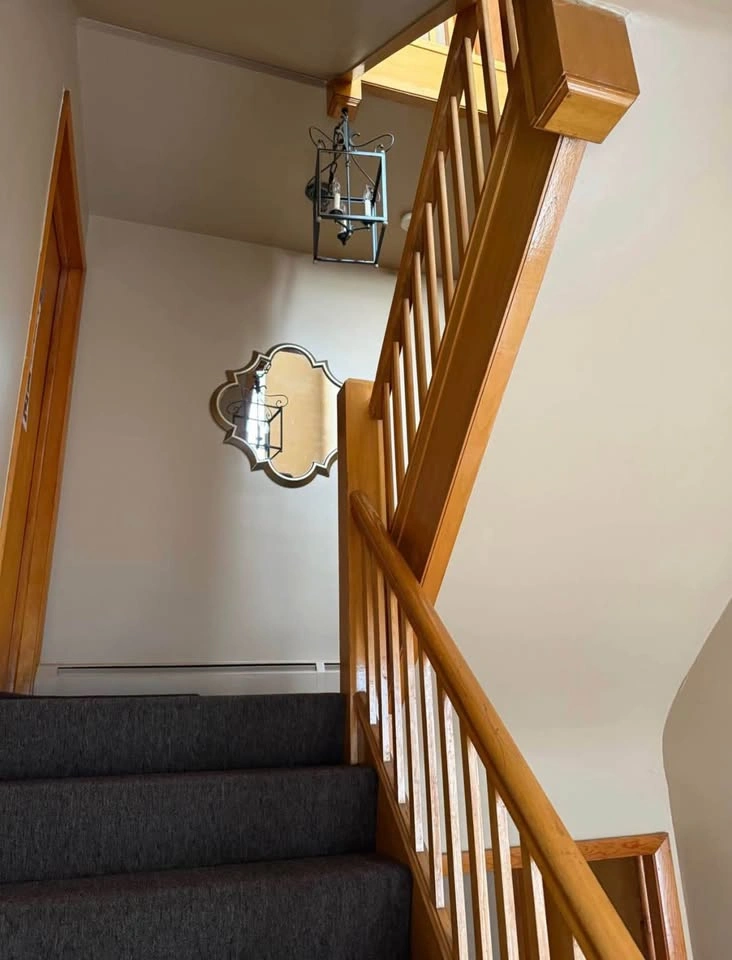 2 Beds 1 Bath - Apartment - photo 3
