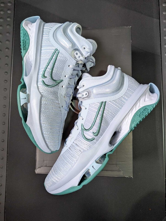 Nike Air Zoom GT Jump 2