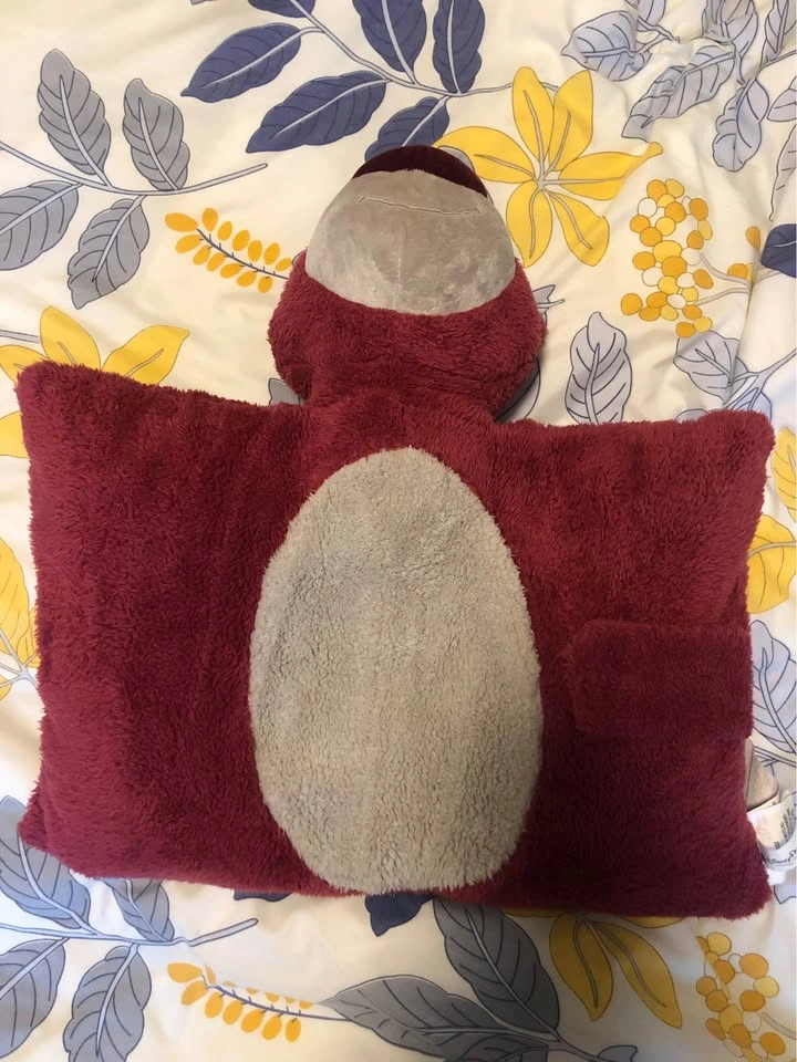 Disneyland Lotso Pillow Pet 🍓🧸 - photo 4