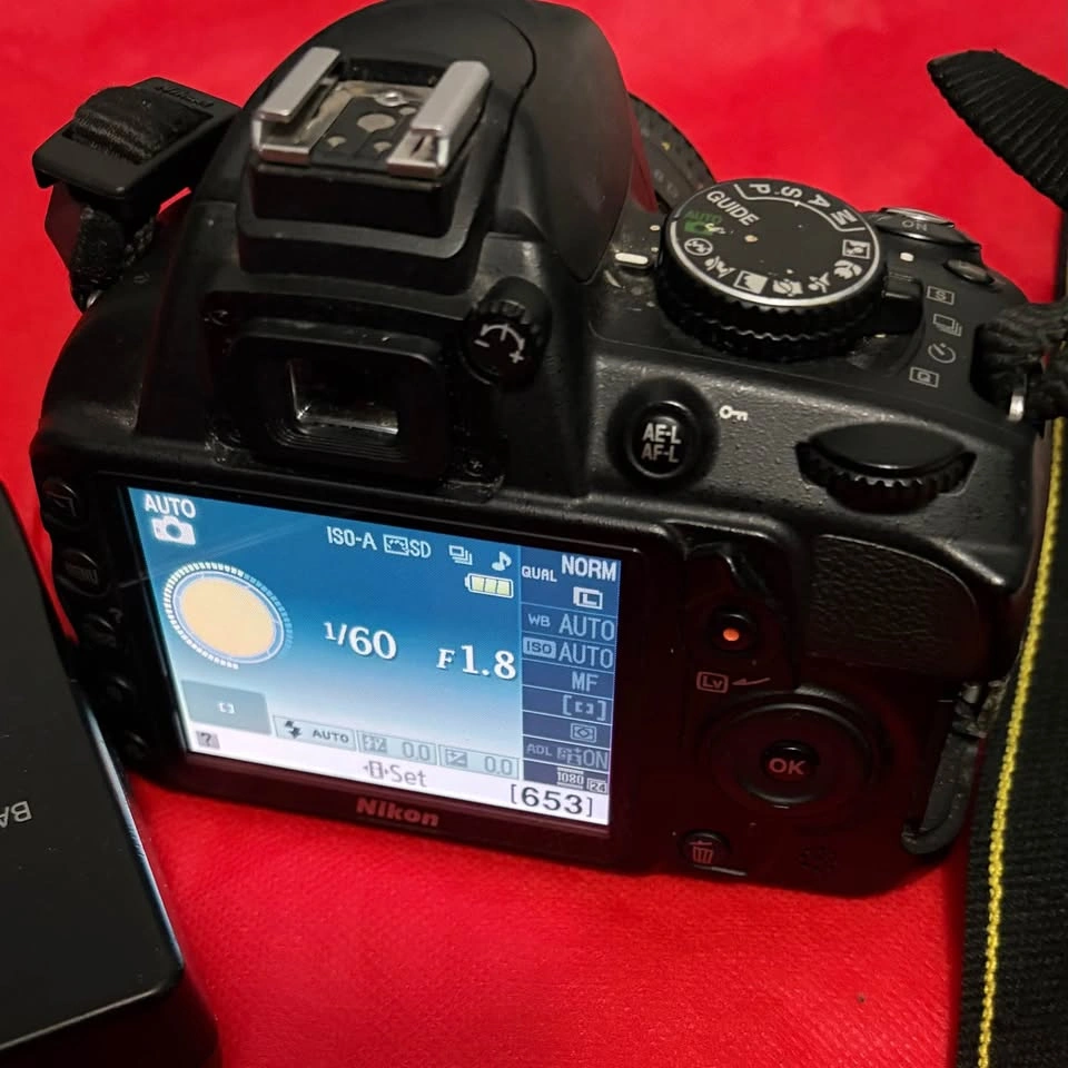 Nikon D3100 DSLR camera - photo 5