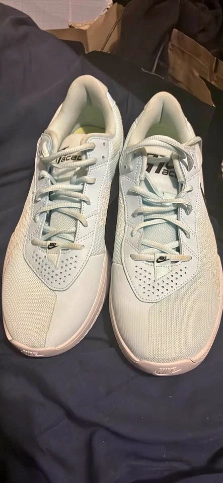 Gt cut academy 1 size 12