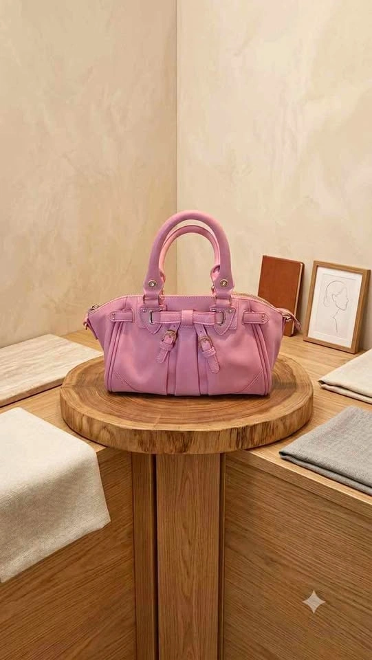 Samantha Thavasa Pink Saffiano Leather Satchel
