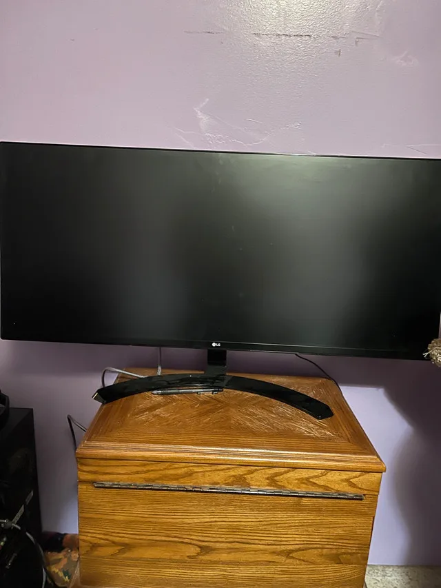 Lg monitor 35” thumbnail