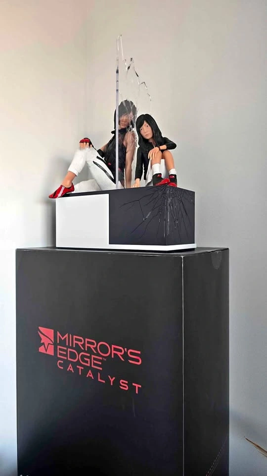 Mirrors Edge Catalyst - Game Statue
