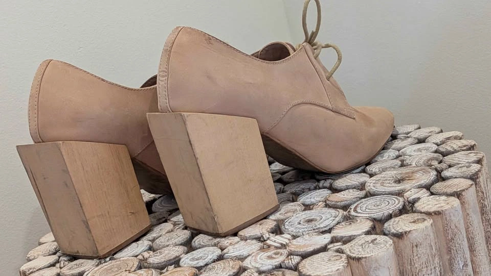 Jeffrey Campbell Tan Lace-Up Block Heel Oxfords - photo 4