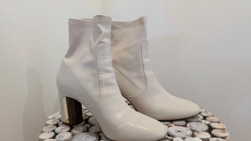 Zara real leather Cream Sock Boots - photo 2