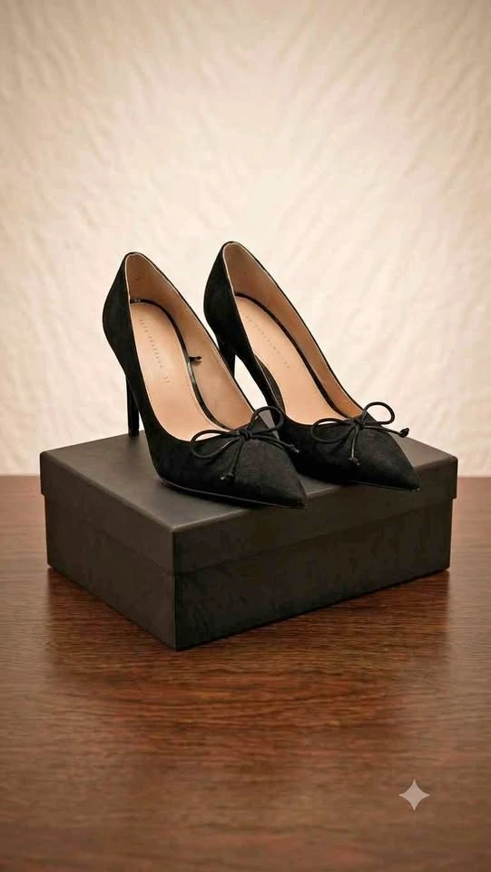 Zara Black Suede Bow Pumps Size 37