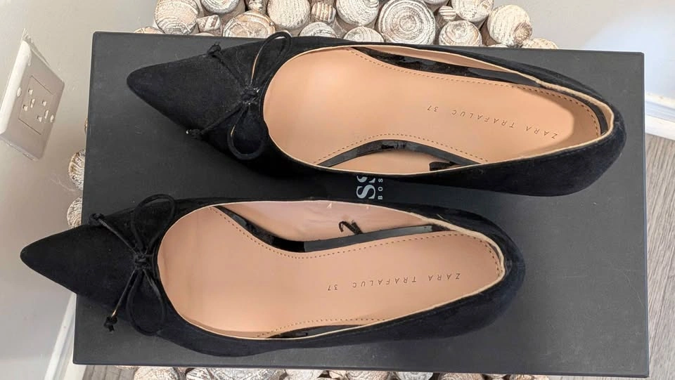 Zara Black Suede Bow Pumps Size 37 - photo 3