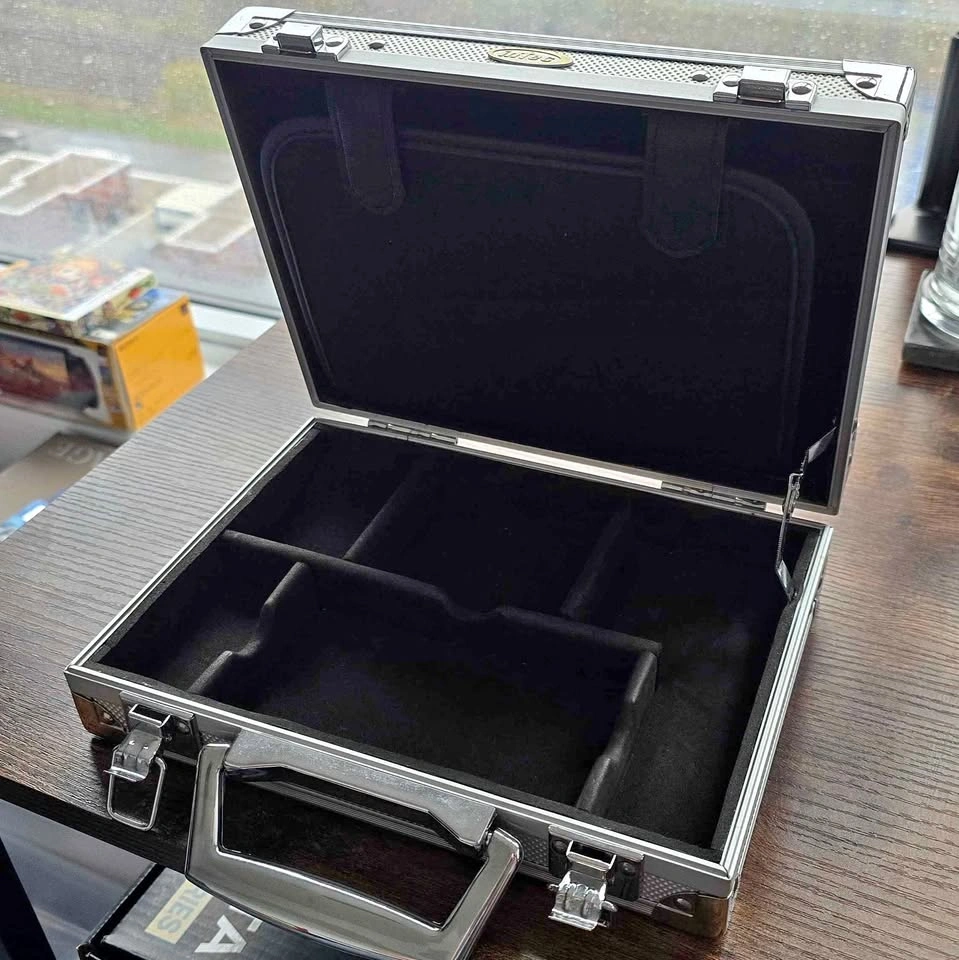 Nintendo DS Lite Metal Case - Briefcase