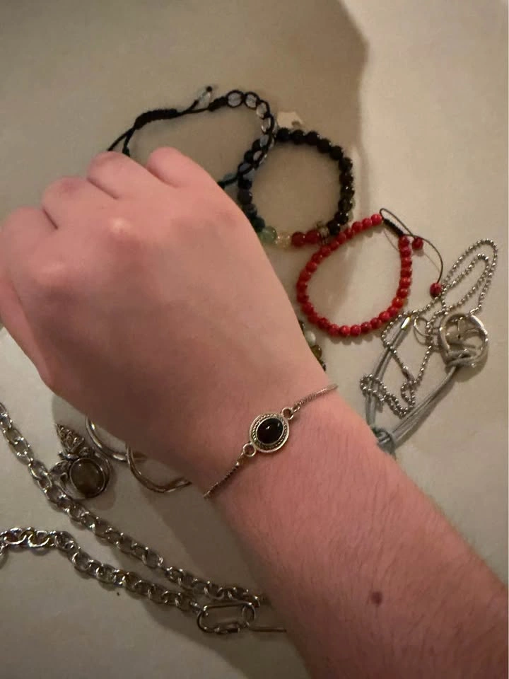 Assorted Y2K jewelry necklaces, earrings and bracelets - photo 3