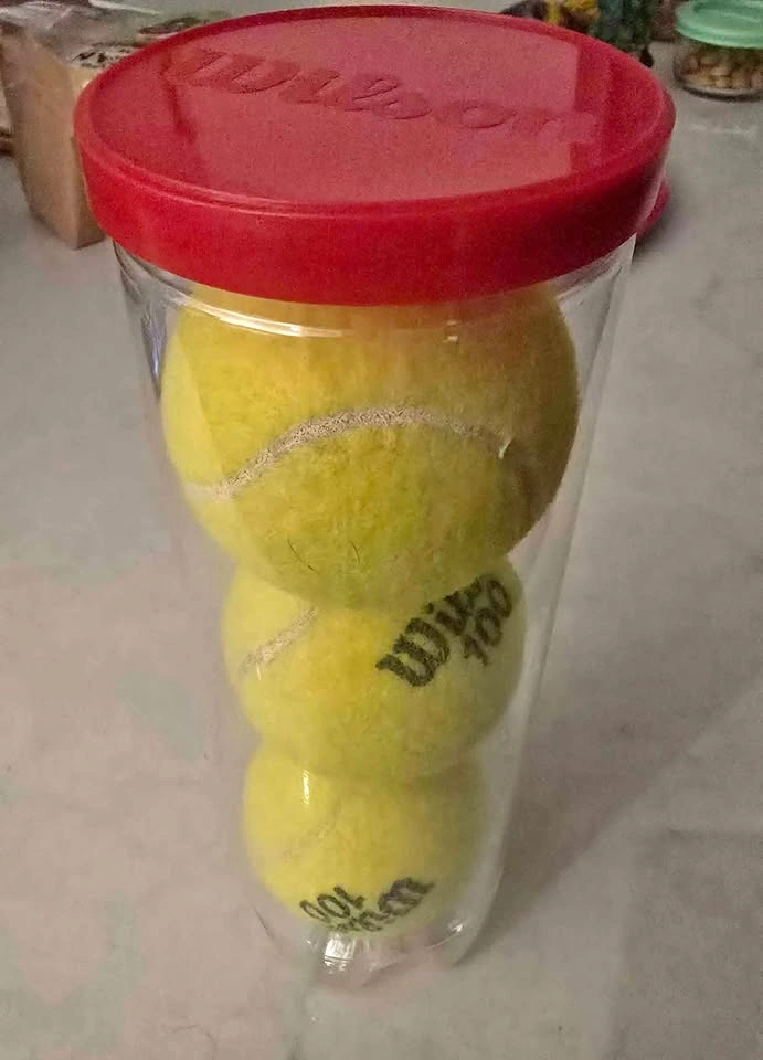 3-pack Wilson Tennis Balls