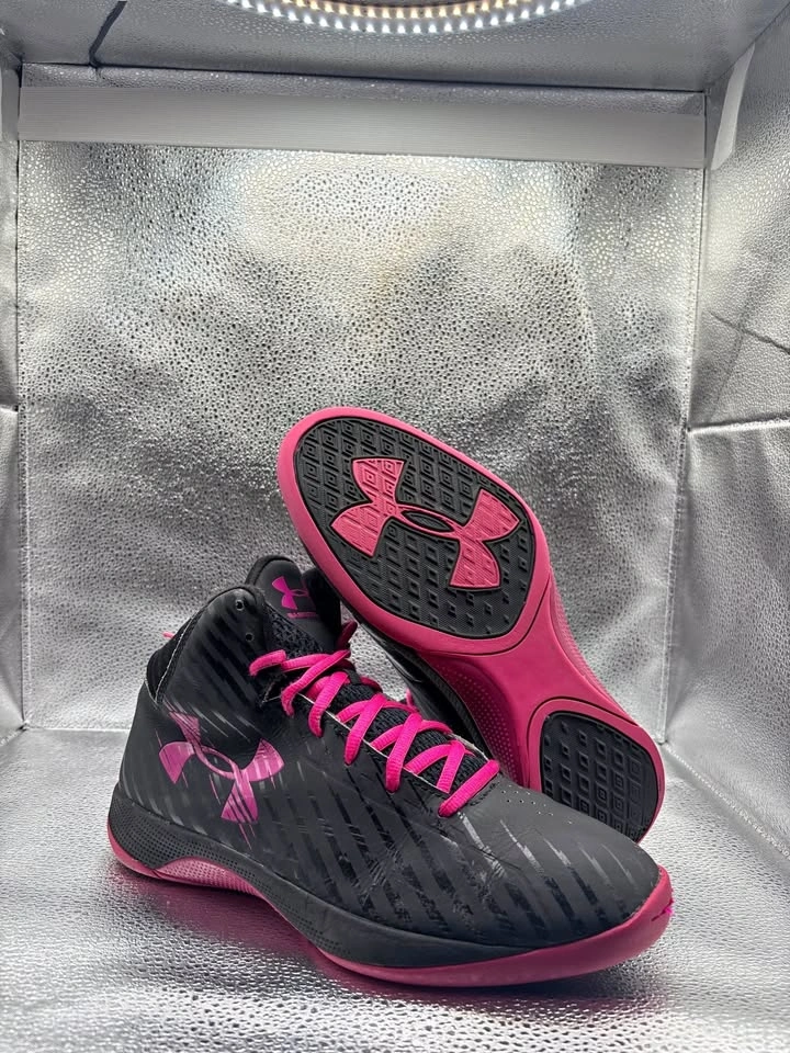 Under Armour Jet Vibrant Pink