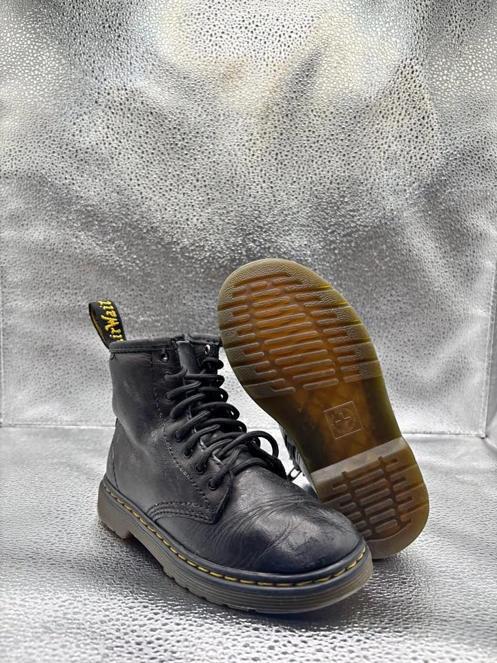 Dr marten black boots