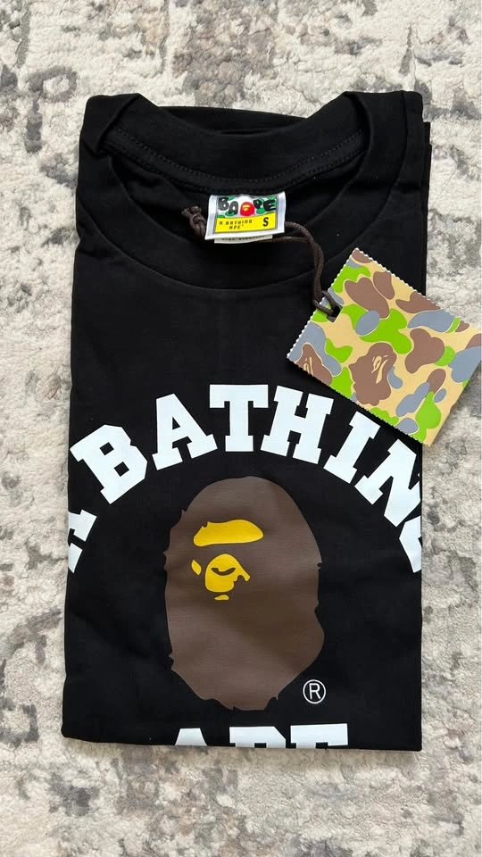 Bape T-Shirt - Small - photo 2