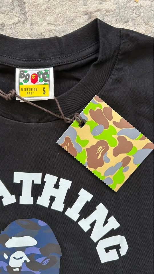Bape T-Shirt - Small - photo 3
