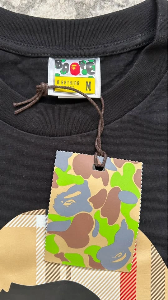 Bape Shirt T-Shirt - Medium - photo 3