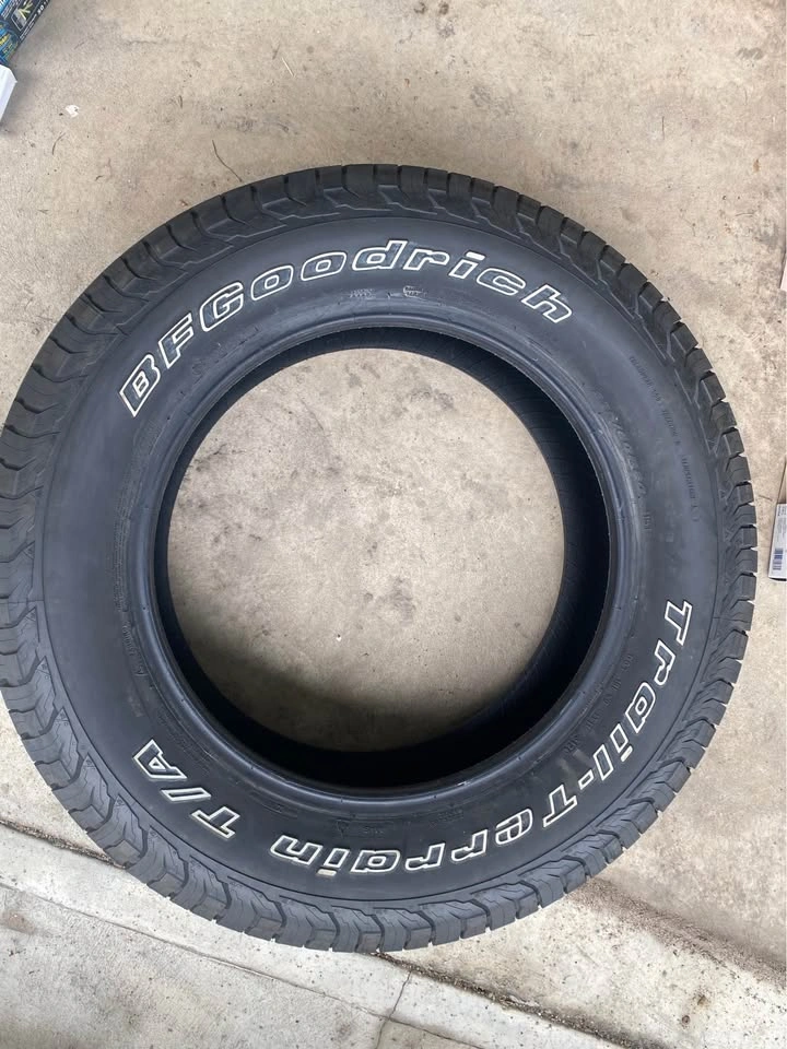275/60R20 BF Goodrich Trail-Terrain T/A 115T - photo 2