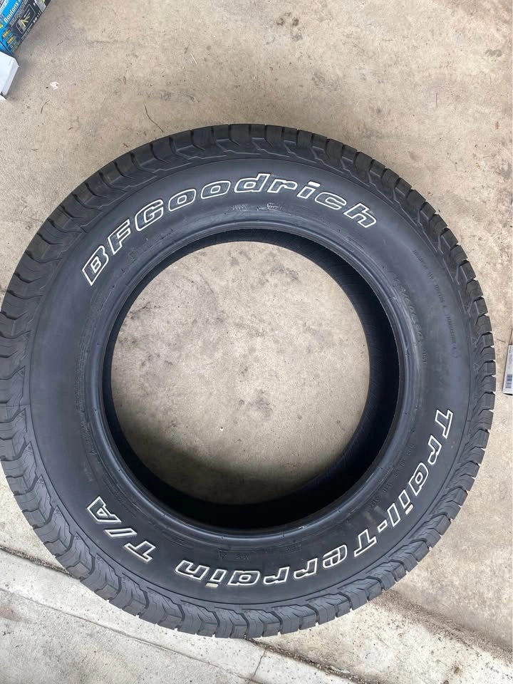 275/60R20 BF Goodrich Trail-Terrain T/A 115T - photo 3